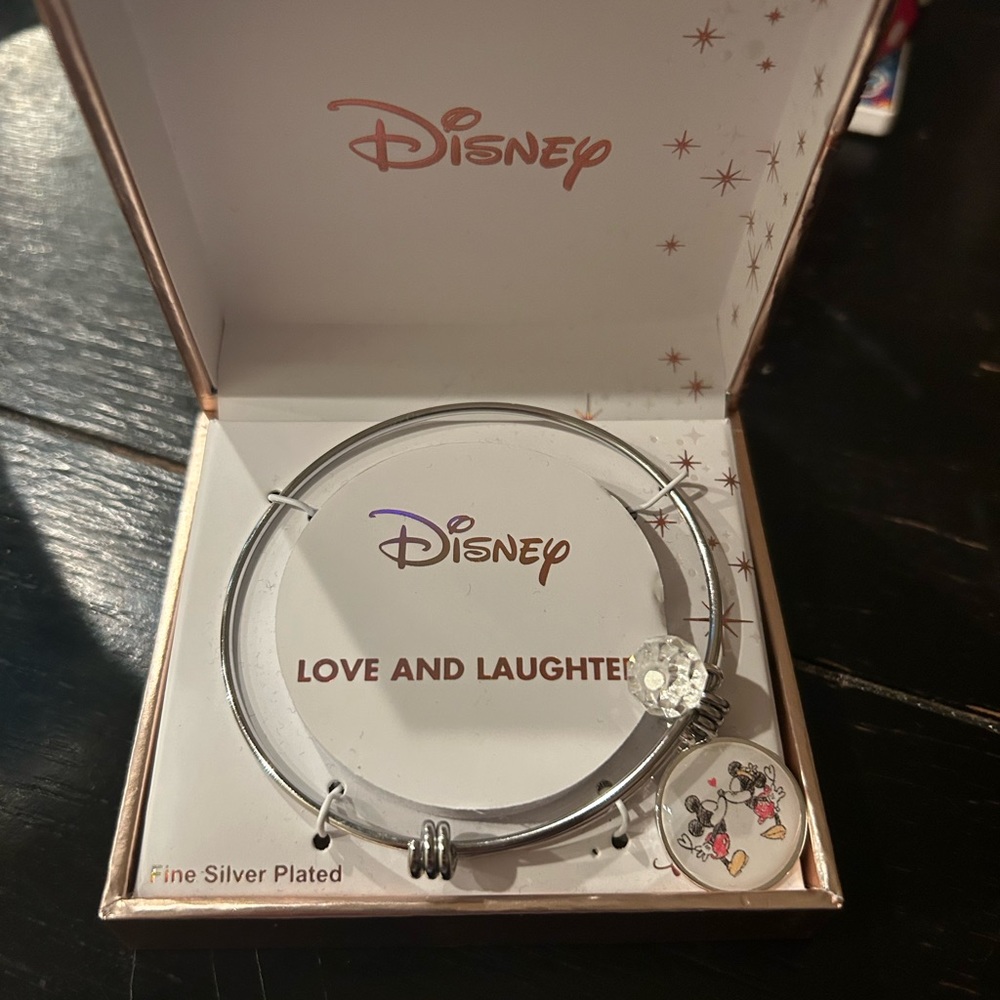 Disney bracelet NWT